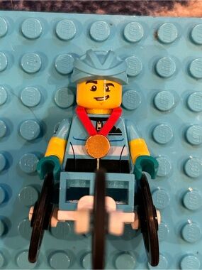 Lego paralympian minifig